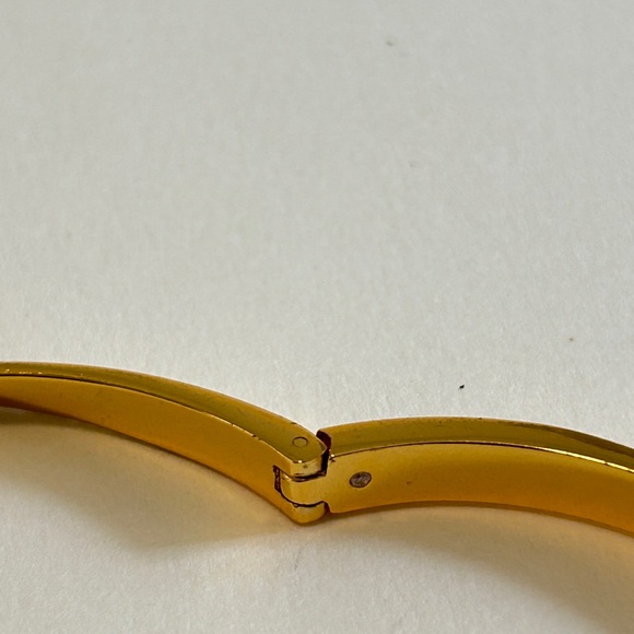 Kate Spade New York Gold Tone Set in Crystal Stone Hinged Bangle Bracelet - Picture 7 of 10